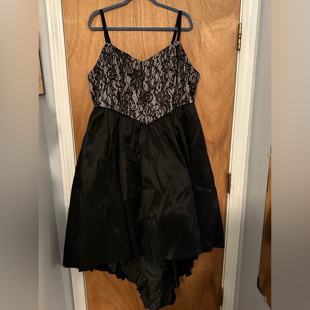 Torrid Retro Black Ponte High Low Dress Size 20